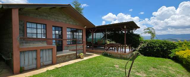 true-story-lodge-airbnb-bungalow-lake-naivasha.jpg
